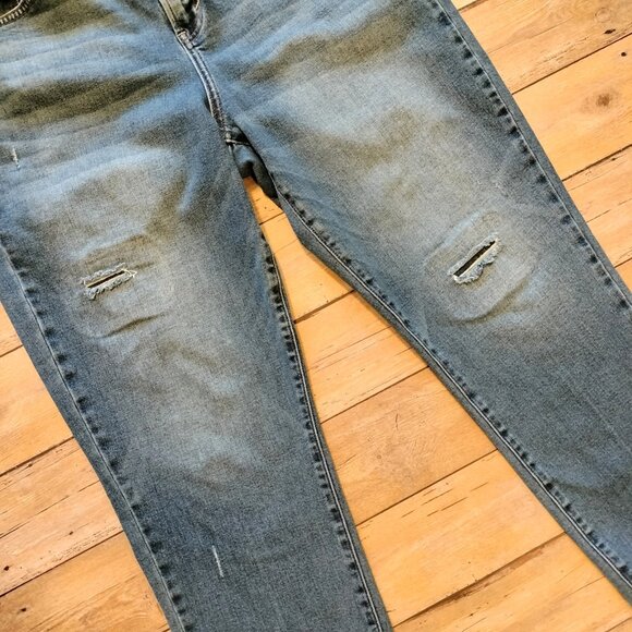 a.n.a High Rise Straight Leg Ankle Jeans 14 Med Wash Patches Whiskering Fading - Picture 2 of 7
